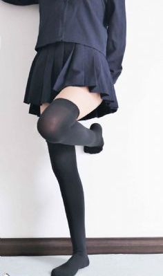 年轻的的小姨子_国产剧在线观看