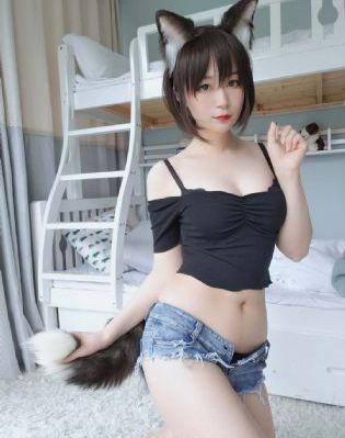 变成黑皮辣妹后朋友做了的梦_HD高清视频播放