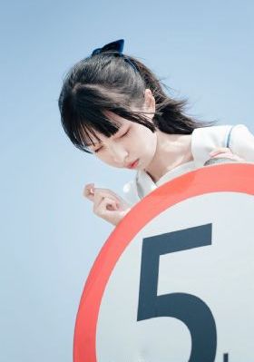 一个人看的视频高清在线免费观看_高清高清迅雷在线观看