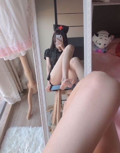 美丽的小蜜蜂美国版10娃娃脸_HDBD在线观看